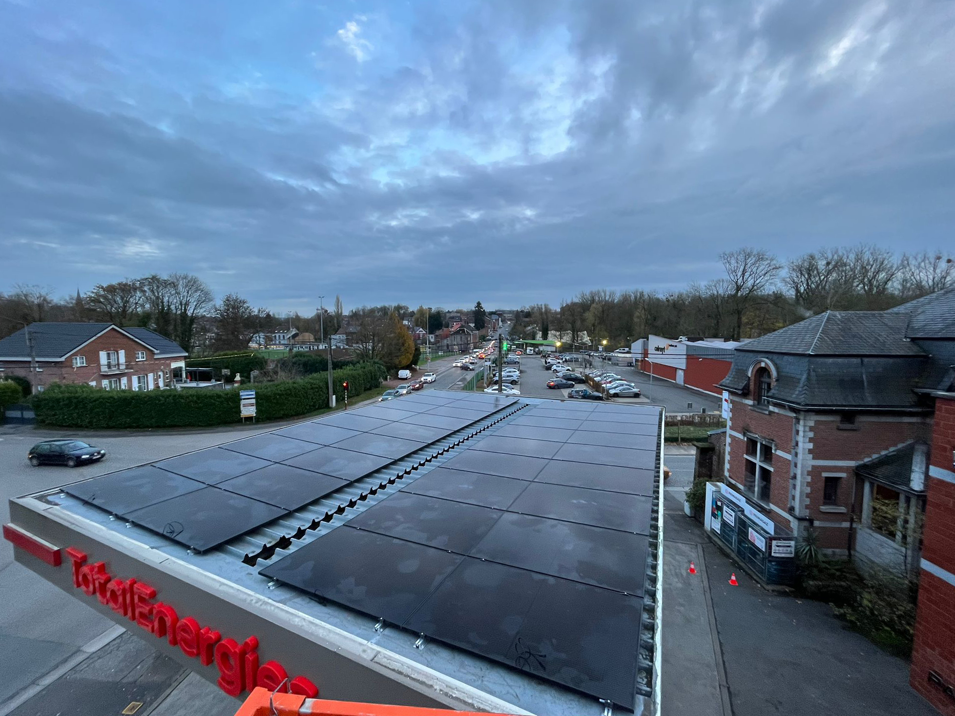 Zonnepanelen installatie in Charleroi van Solar Engineering